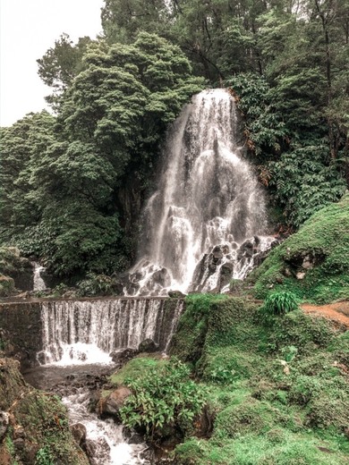 Ribeira dos Caldeirões