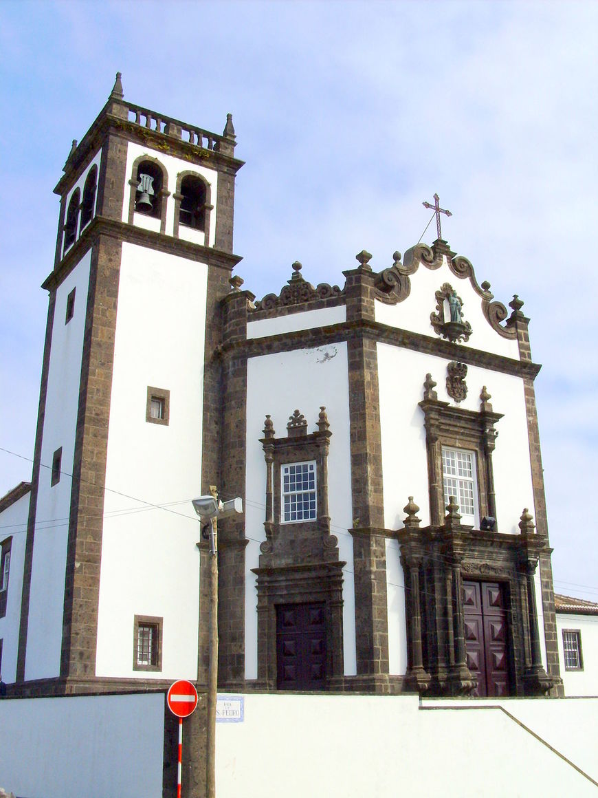 Lugar Igreja de São Pedro