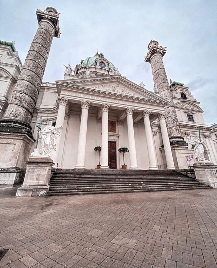 Place Karlsplatz