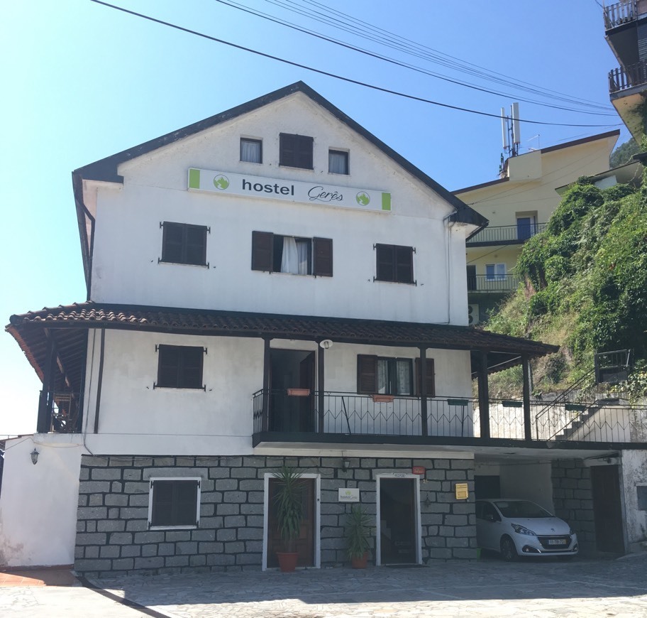 Lugar Hostel Gerês