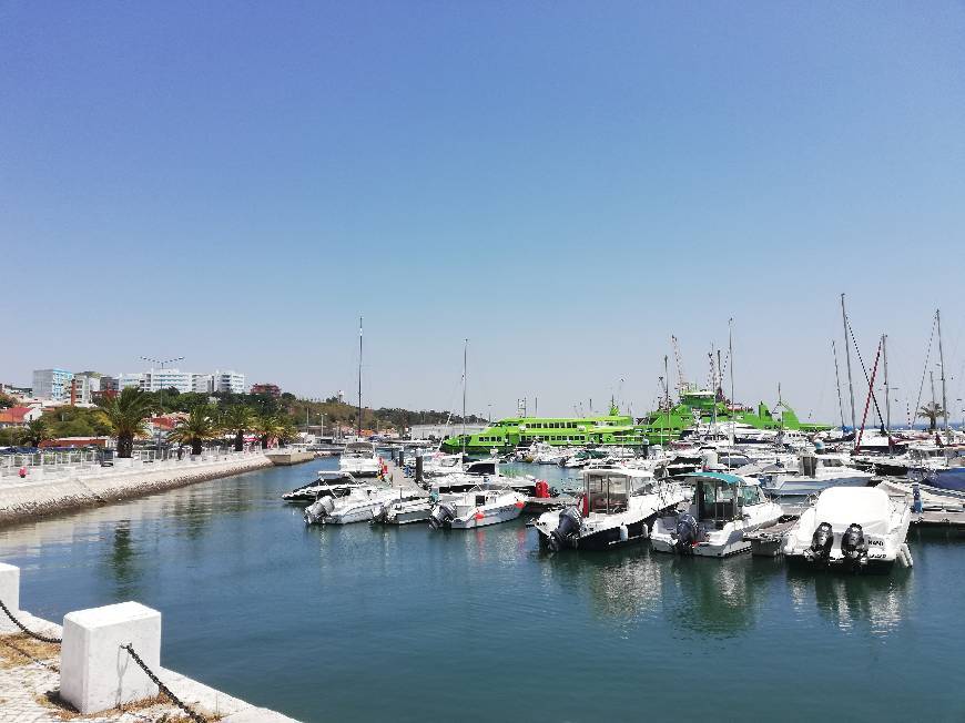 Lugar Marina Setúbal