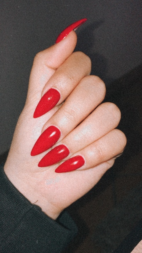 Moda Nails