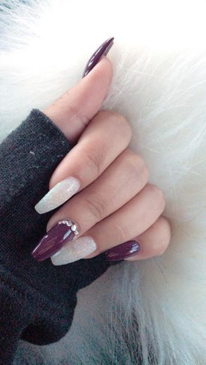 Nails 