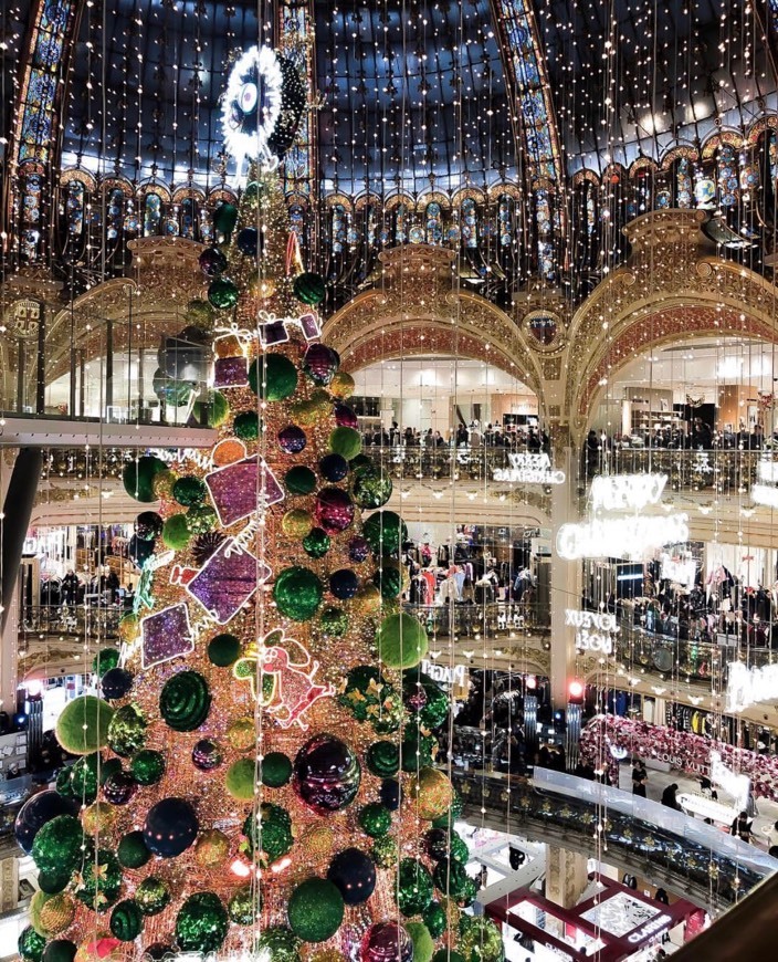 Lugar Galeries Lafayette Haussmann