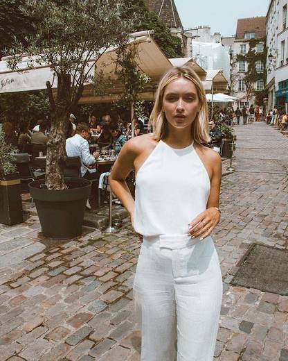 white summer outfit 