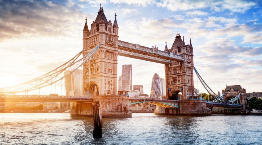 Place Tower Bridge