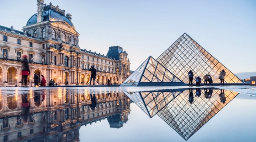 Place Museu do Louvre