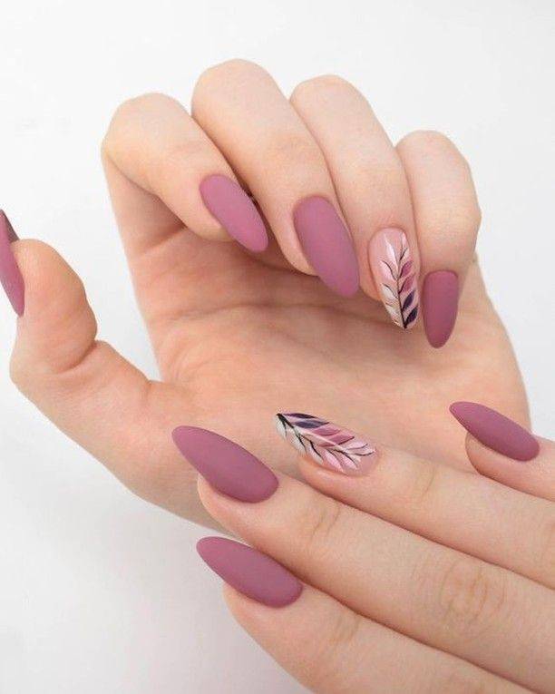 Moda Nails