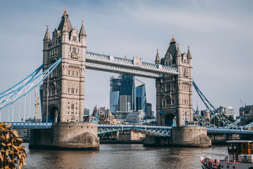 Place Tower Bridge