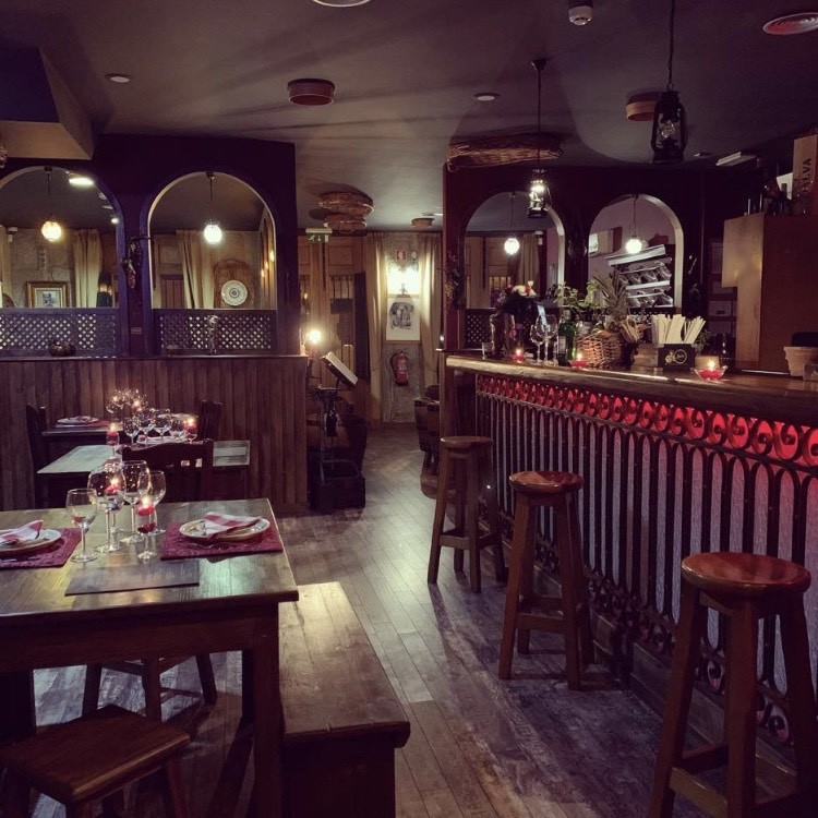 Restaurantes Old Tavern Viseu 
