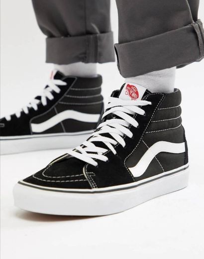 Vans sk8-hi trainers in black 