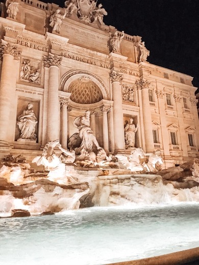 Fontana di Trevi