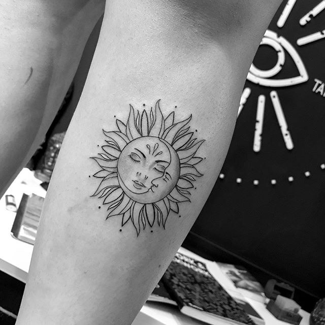 Moda Tattoo sol e lua 