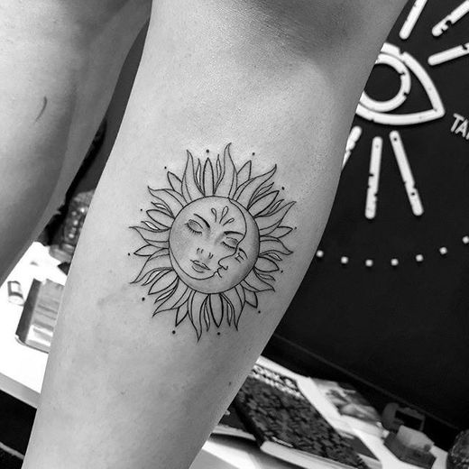 Tattoo sol e lua 