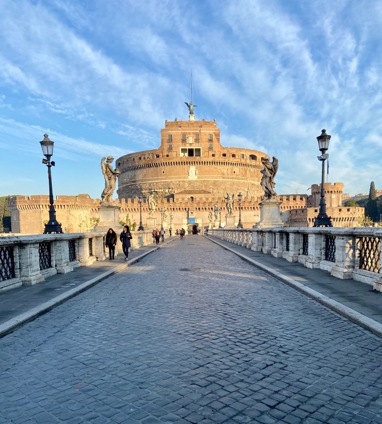 Place Fiume Tevere