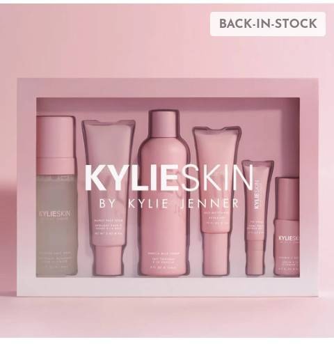 Social Set Kylie skin