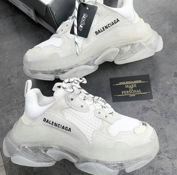 Moda White Balenciaga✨