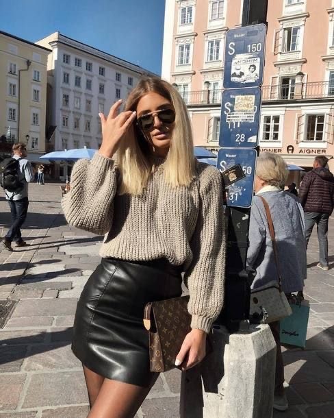 Social Black and bege look 🖤🤎