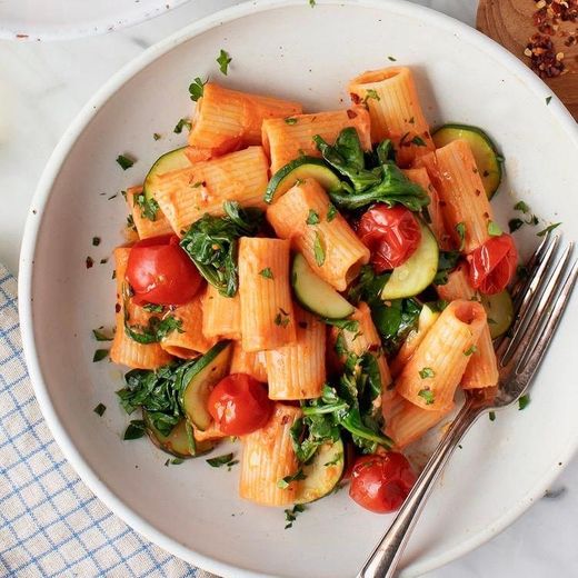 zucchini and tomato pasta