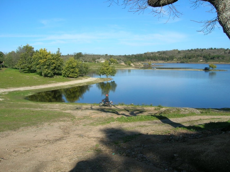 Albufeira da Barragem de Póvoa e Meadas