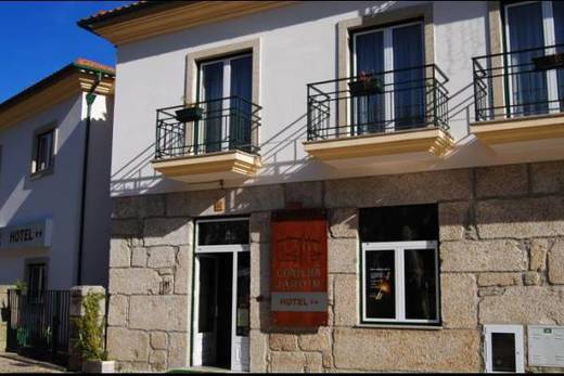 Hotel Covilhã Jardim