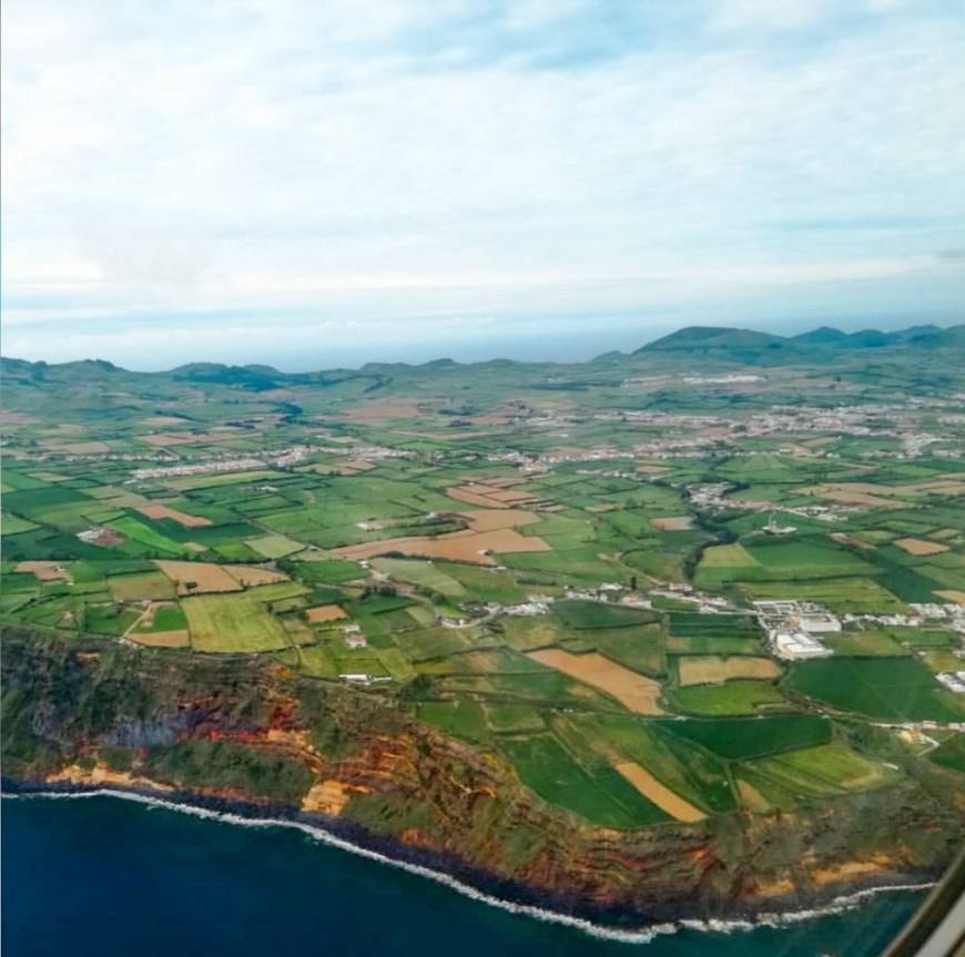 Fashion Vista do avião para São Miguel 💚