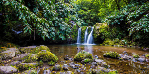 Ribeira dos Caldeirões