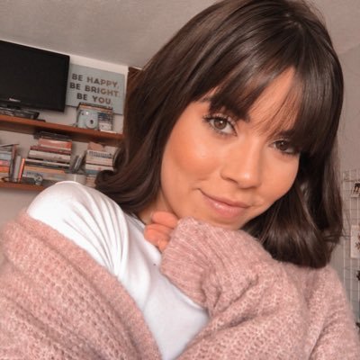 Daniela Pires YouTube 