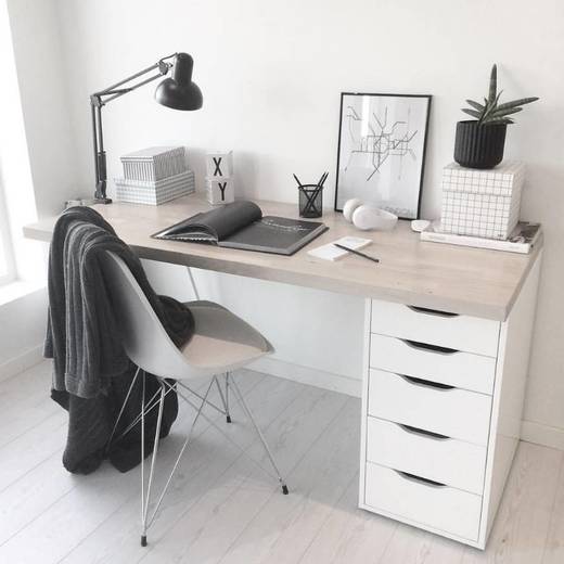 Decoração minimalista office