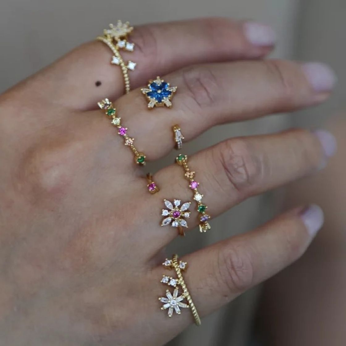 Social Anillos bohemios de flores 18k