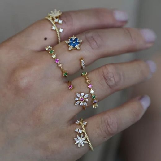 Anillos bohemios de flores 18k