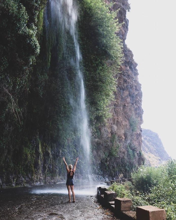 Lugar Cascata dos Anjos, Ponta do Sol