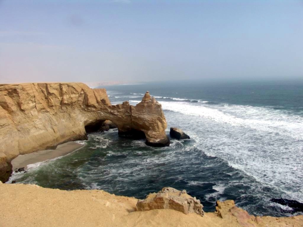 Lugar Paracas National Reserve, La Cattedrale