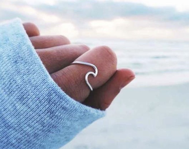 Product Wave Ring