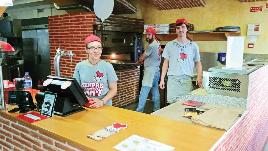 Restaurants Mr.Pizza