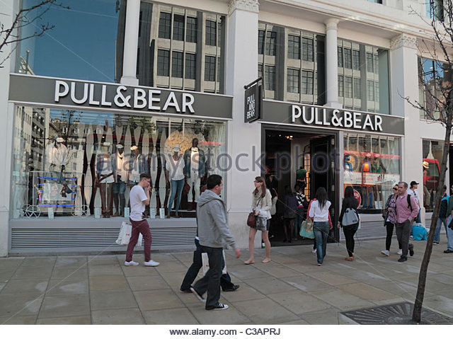 Place Pull & Bear