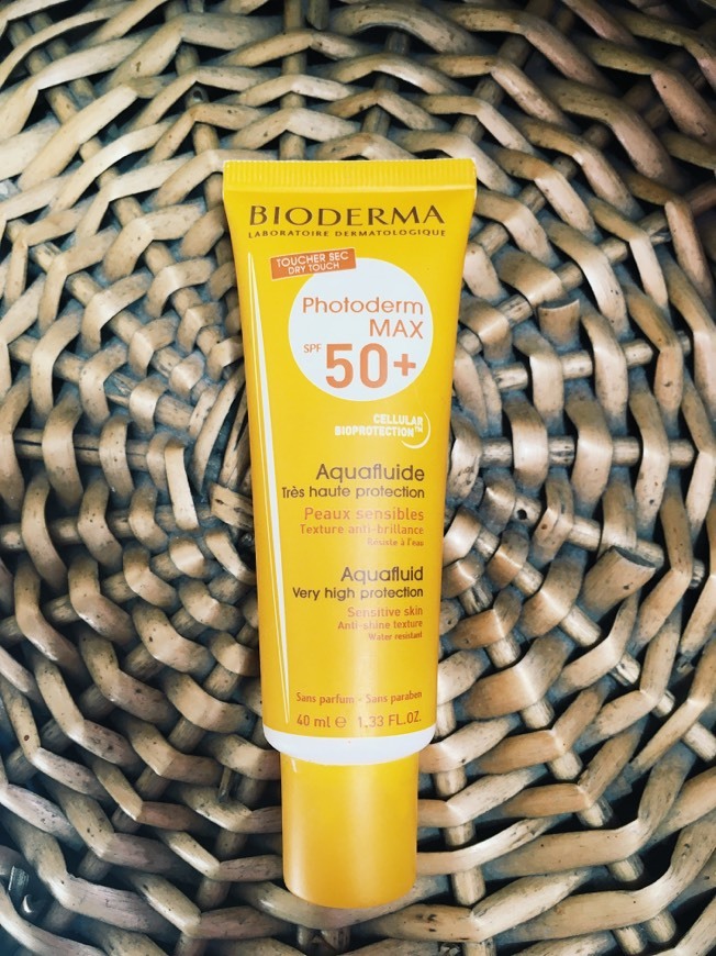 Social Bioderma Photoderm Max AquaFluide FPS 50+ Leite Ultra Fluído