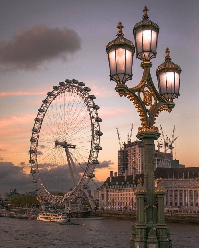 Place London Eye