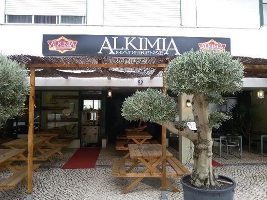 Alkimia Madeirense Évora Restaurante/Bar