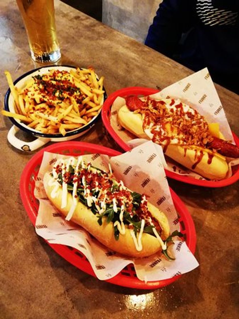 Restaurantes Frankie Hot Dogs