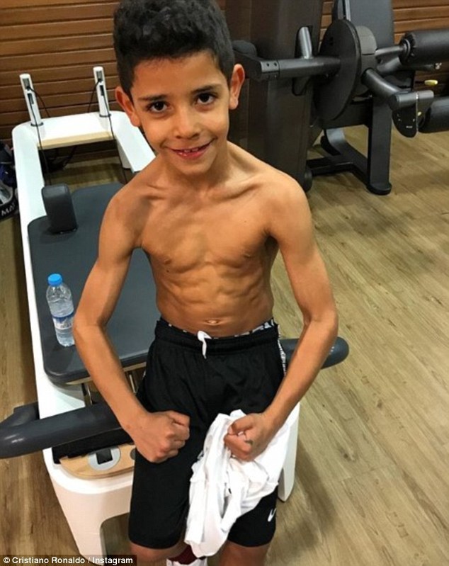 Mini Cristiano Ronaldo