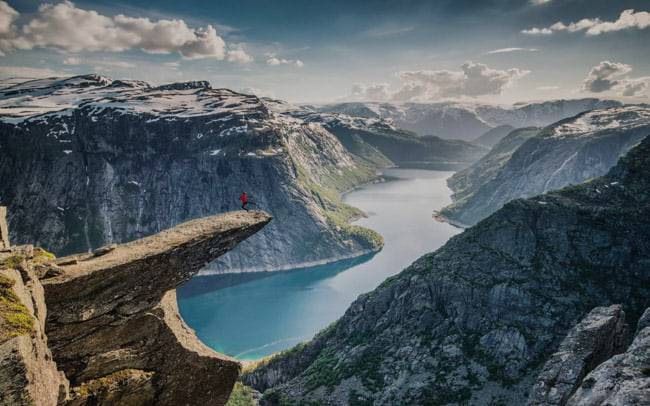 Lugar Trolltunga