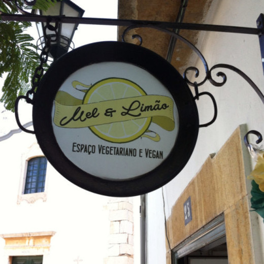 Mel & Limão Vegan Cafe & Bistro