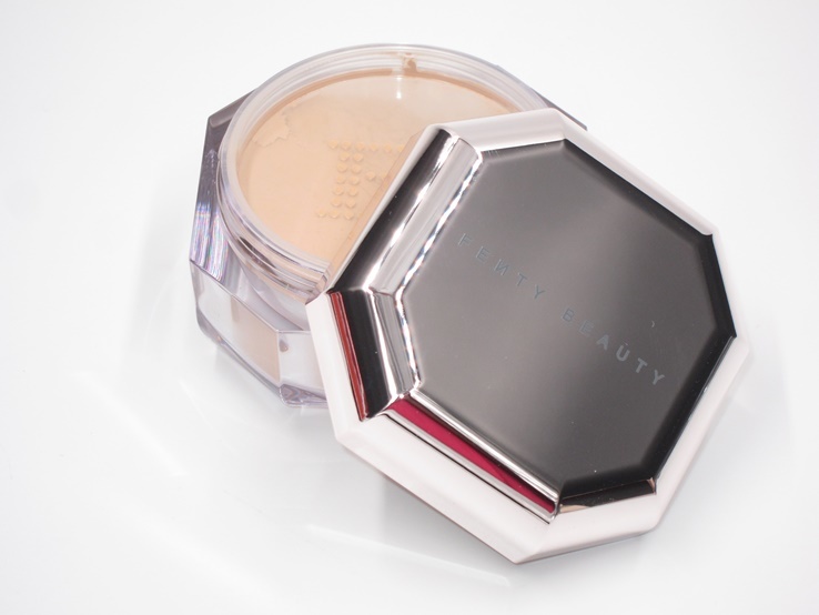 Fenty Beauty translucid powder