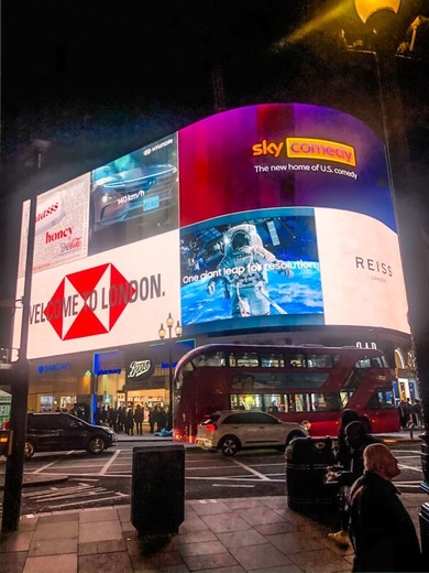 Piccadilly Circus