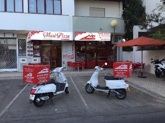Maxi Pizza