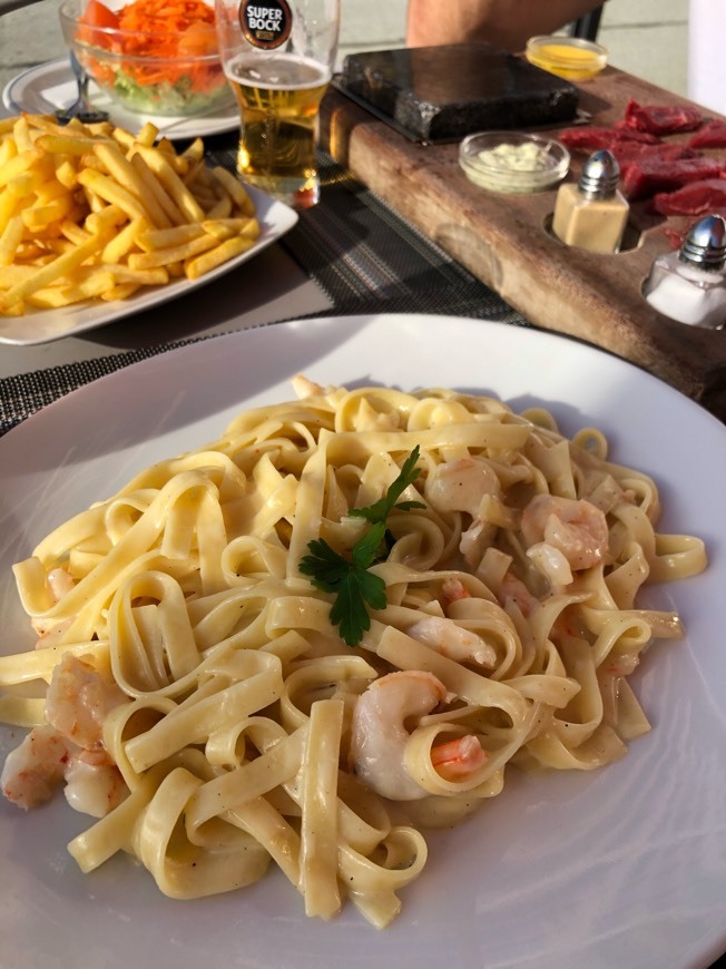 Quatro Estações - Pizzeria