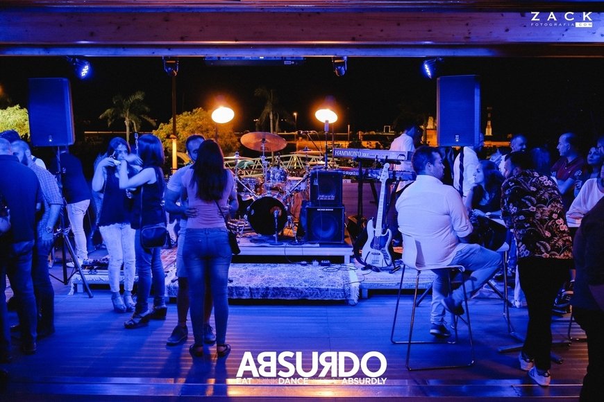 Bar Absurdo