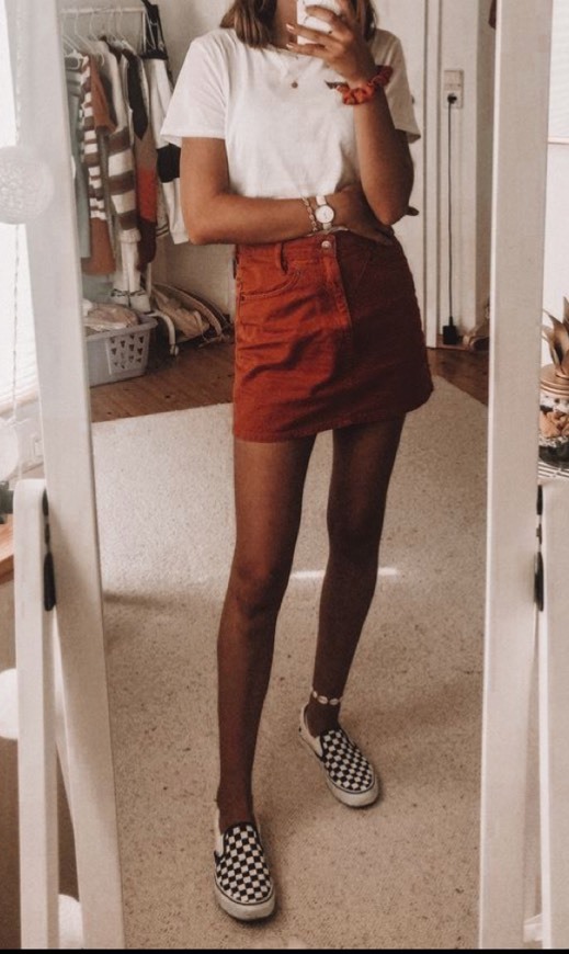 Moda Orange (“brick” color) skirt look!     🧱🧡