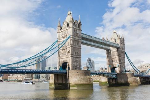 Lugar Tower Bridge 